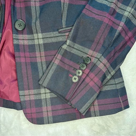 Express NWT Silk Lined Plaid Blazer in Red, Black, Gray Dark Academia Size 6 - Picture 5 of 8